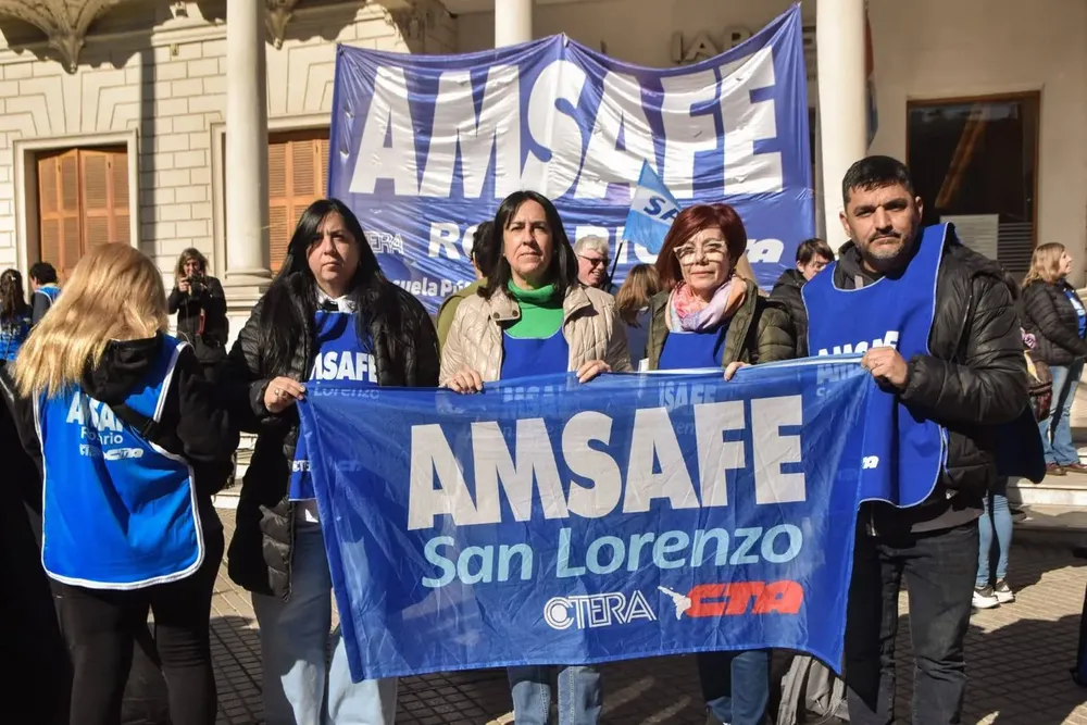 CAMPAÑA PROVINCIAL EN DEFENSA DEL DERECHO A LA SALUD Y LA COBERTURA DEL IAPOS