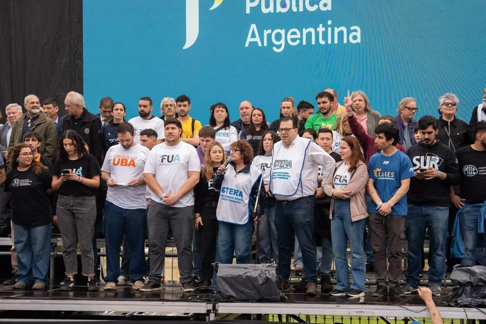 APMF 3