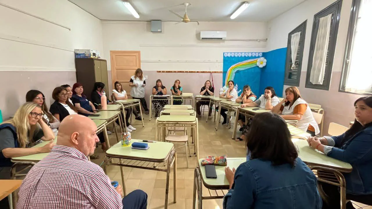 DIALOGO EN JORNADA DE LUCHA MONTEVERDE ALONSO CONTADIN