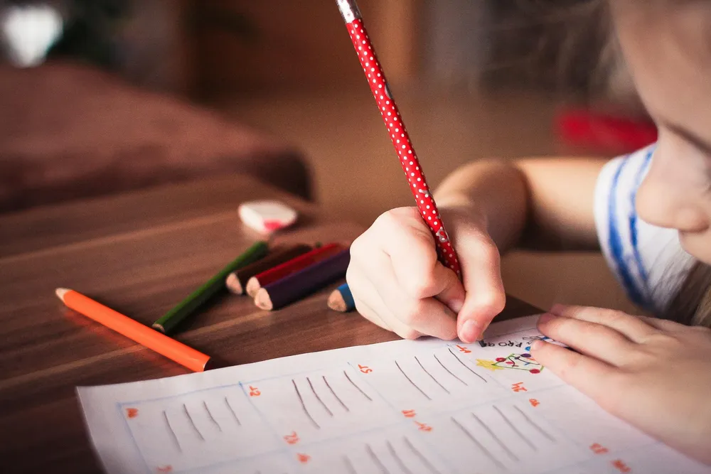 picjumbo_com-child-865116_1920