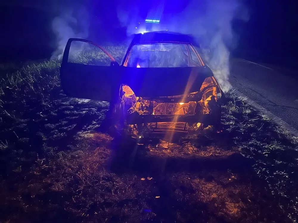 Incendio auto ruta S26