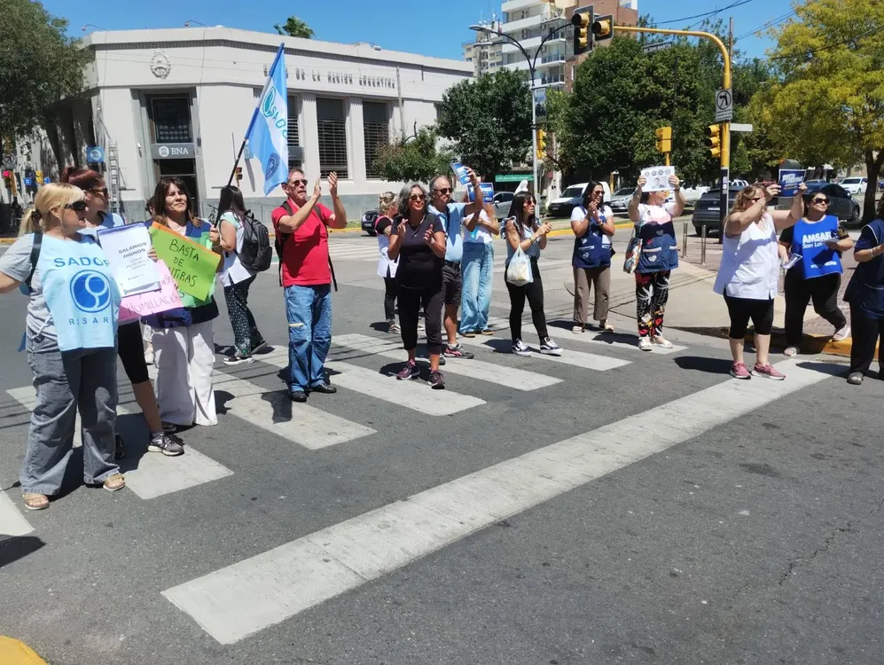 Jornada de lucha AMSAFE 7 esquina bancos