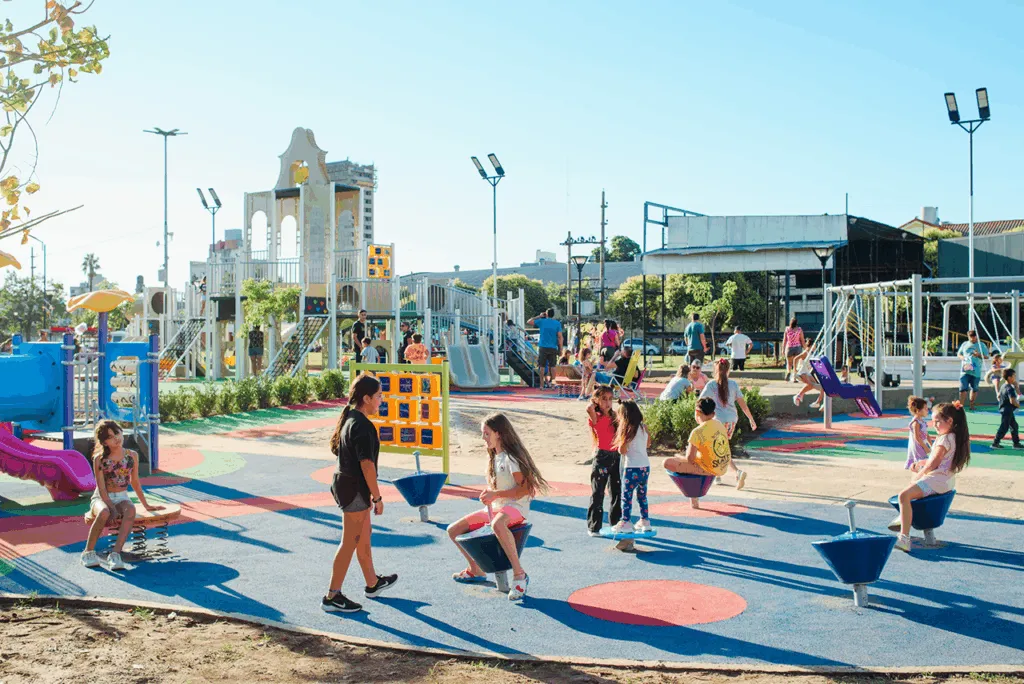 plaza_22-1024x684