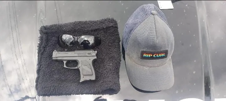 Arma de fuego réplica II